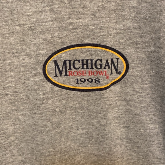 🔥VINTAGE🔥1998 F/B Michigan Rose Bowl Cotton Blend Long Sleeve Shirt. - Picture 4 of 5
